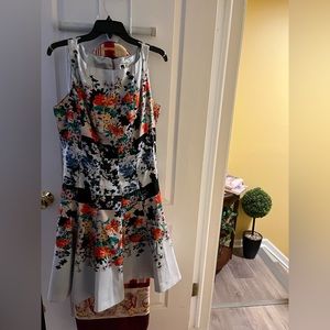 Multicolor sleeveless dress